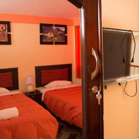 Hostal Mama K'Illa オランテイタンボ エクステリア 写真