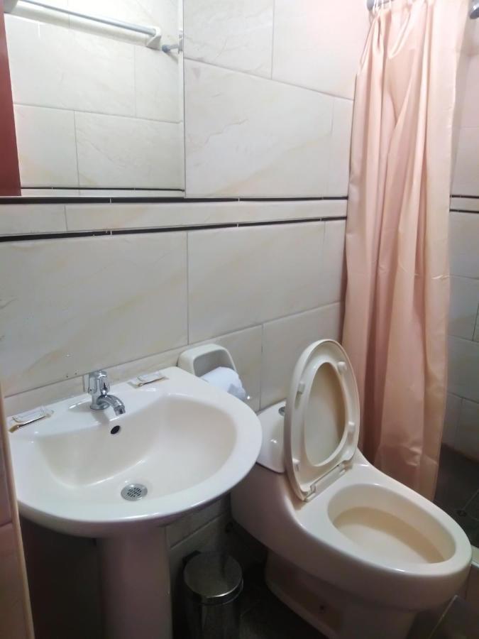 Hostal Mama K'Illa オランテイタンボ エクステリア 写真